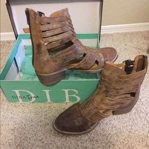 Diba True Boot! New in box! Beer worn :)
